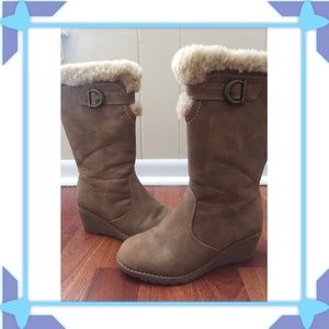 Girls Wedge Boot